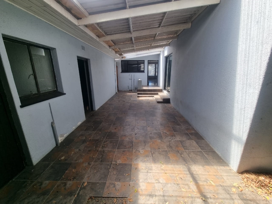 4 Bedroom Property for Sale in Claremont Western Cape